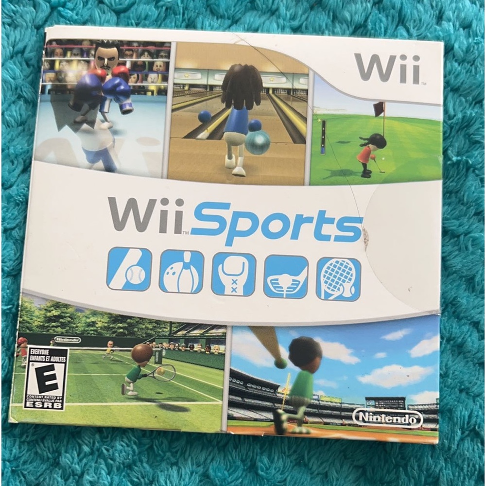 Nintendo Wii Sports. Has a couple of scratches but it’s in good condition.